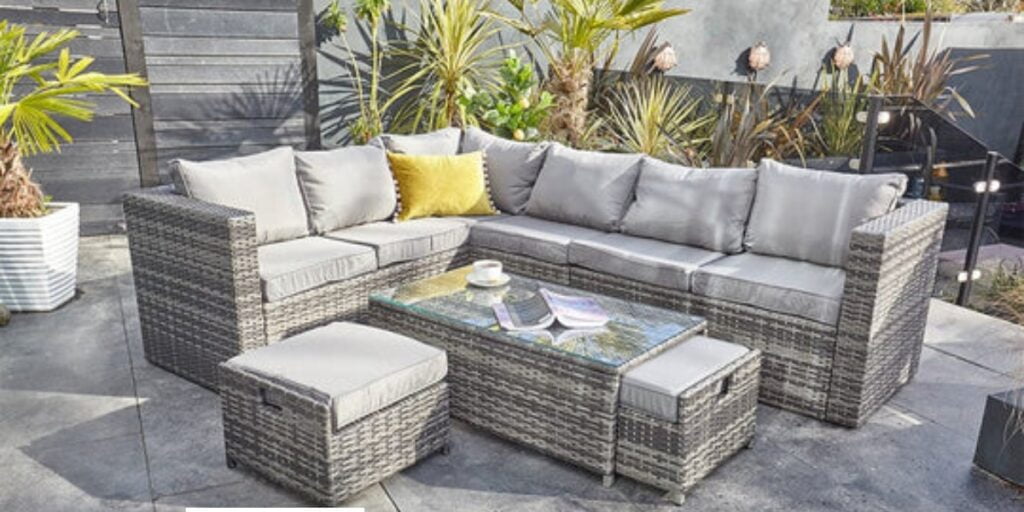 Is Furniture Maxi Legit